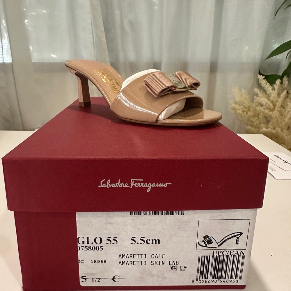 Salvatore Ferragamo Glo Sandals Amaretti Calf